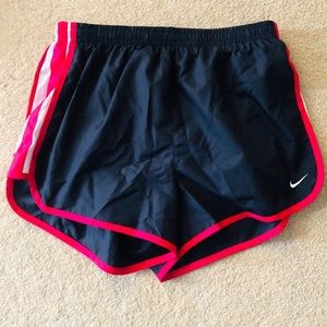 Navy blue NIKE dri-fit athletic fitness running shorts 🏃🏻‍♀️